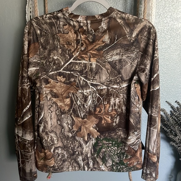 Youth Field and Stream camo long sleeve shirt - Picture 2 of 3
